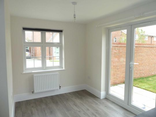 3 bedroom detached house to rent - Photo 1