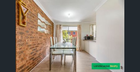 CENTRAL HANDY LOCATION. Lockup Garage. - Photo 5