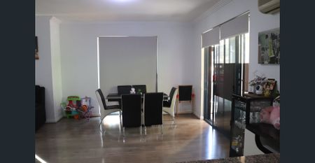 4/55 O CONNEL STREET NORTH PARAMATTA - Photo 2