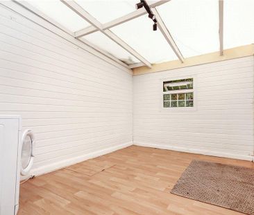 1 bedroom bungalow to rent - Photo 3