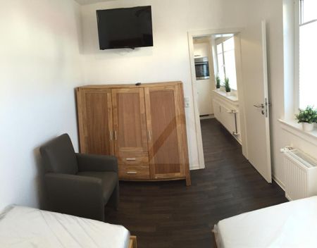 Halver: Möbliertes & komplett ausgestattetes Single-Apartment - Photo 2