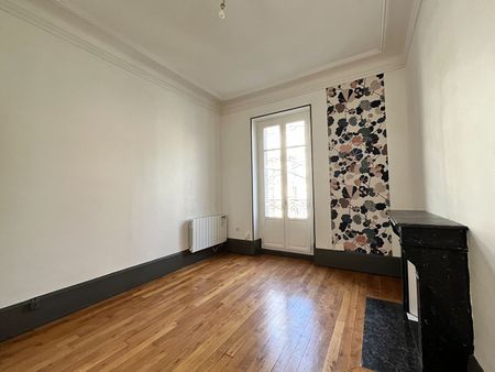 Location Appartement 3 pièces 54m² - Photo 3