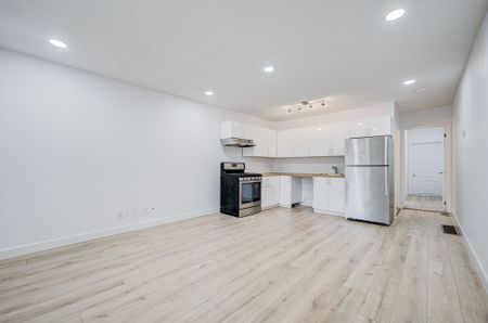For Lease - 184 Cedric Avenue Unit# Main, Toronto, Ontario - Photo 4