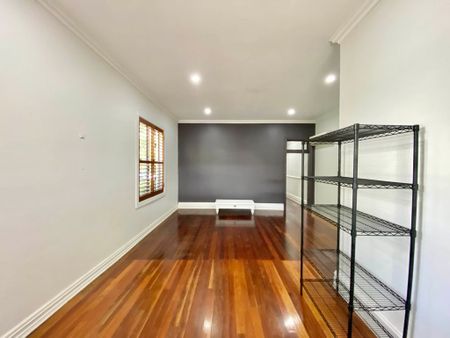 121 Bruce Street, Cooks Hill - Photo 3