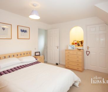 3 bedroom end of terrace house to rent - Photo 3