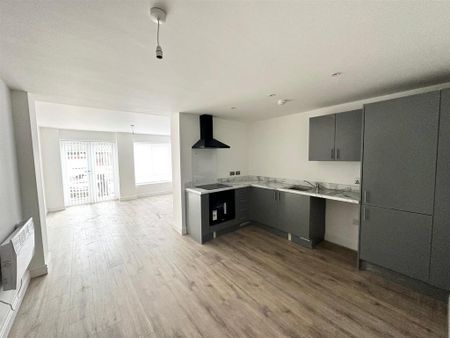 1 bedroom apartment to rent - Photo 2