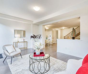 11 Avani Avenue - Photo 1