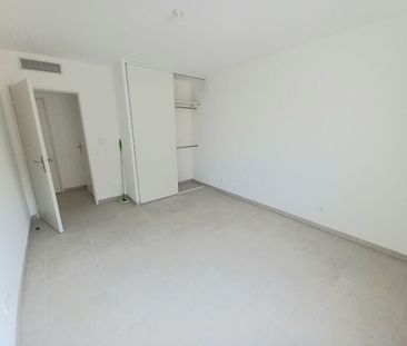 AIX LA DURANNE APPARTEMENT T3 NEUF REZ-DE-CHAUSSEE TERRASSE ET PARK... - Photo 4