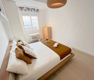 Avinguda del Regne de València, Valencia, Valencian Community 46005 - Photo 6