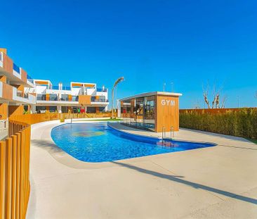 2 room luxury Flat for rent in Pilar de la Horadada, Spain - Photo 3