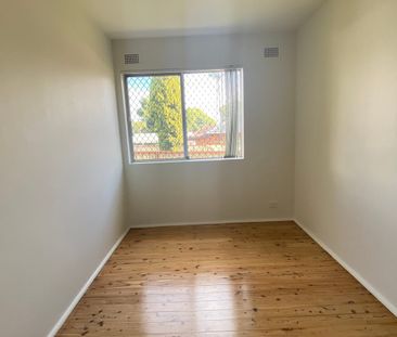 FANTASTIC 2 BEDROOM GROUND FLOOR UNIT - Photo 6