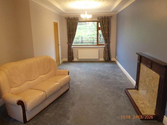 3 bedroom detached bungalow to rent - Photo 1
