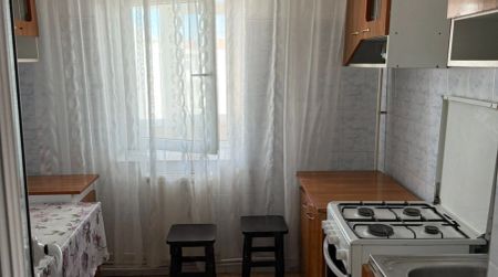 Dacia apartament 57 mp, 3 camere, decomandat, de inchiriat, Coliba Moldovenlior, Cod 162634 - Photo 3