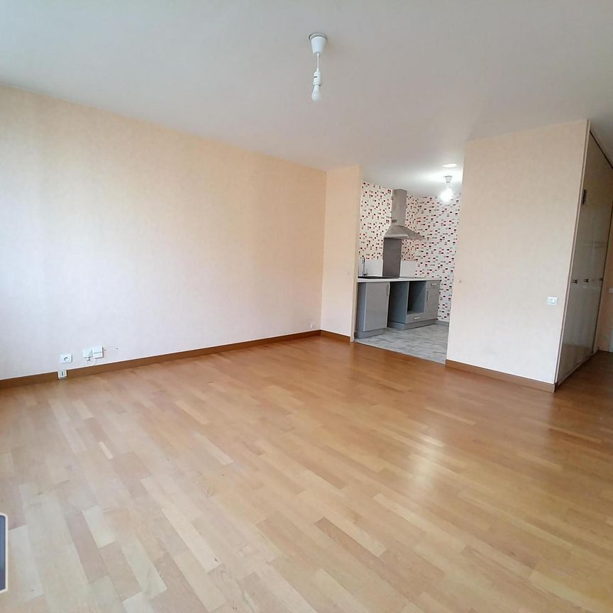 Location Appartement 2 pièces 47m² LILLE 59000 - Photo 1