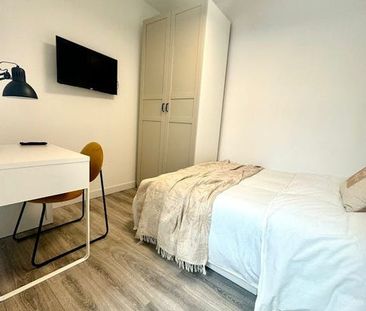 Plaza de Santa Bárbara, Madrid, Community of Madrid 28004 - Photo 5