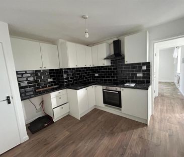 2 bedroom house to rent - Photo 1