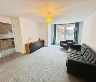 2 bedroom flat to rent - Photo 1