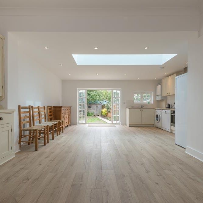 4 bedroom terraced house to rent - Photo 1