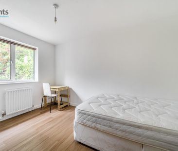 5 bedroom house to rent - Photo 1