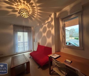 Location Appartement 2 pièces 44m² BOURG EN BRESSE 01000 - Photo 2