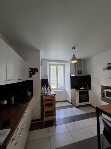 7-room apartment on the 1st floor with balcony & communal garden - Photo 4