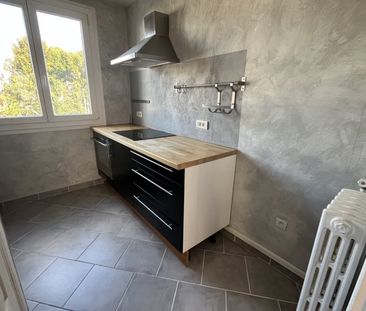 Location Appartement 4 pièces 62m² TROYES 10000 - Photo 4