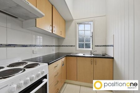 Generous Large Furnished Room with Own Private Bathroom | Rent includes Electricity, WiFi & Water - Photo 4