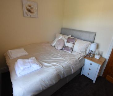 3 bedroom semi-detached house to rent - Photo 5