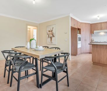 Don't be the last to see this lovely property - Photo 4