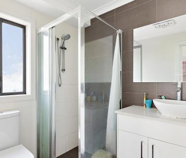 118 Ida West Street, Bonner ACT 2914 - House For Rent | Domain - Photo 5