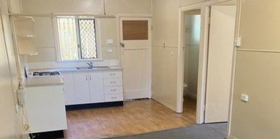 3/52 Eyre Street, North Ward - Photo 3