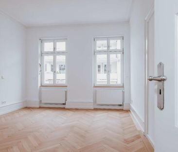 Nach Sanierung: tolle 2,5-Zimmer-Wohnung im Stühlinger - Foto 1