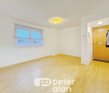 Felbridge Close, Atlantic Wharf, Cardiff - Photo 6