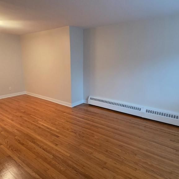 TRÈS GRAND ET LUXUEUX 3½ À LOUER À POINTE-CLAIRE - Photo 1