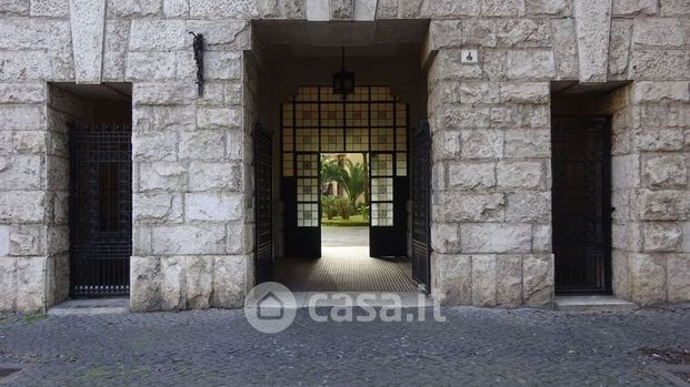 Bilocale in Affitto in Piazza Dei Martiri Di Belfiore 4 a Roma - Photo 1