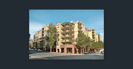 Well-Maintained 1 Bedroom Apartment in Prime Ultimo Location - Photo 2