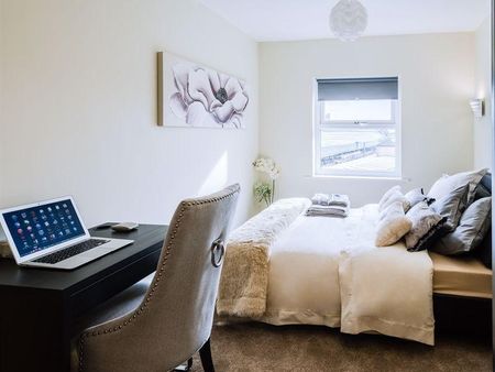 1 bedroom apartment to rent - Photo 2