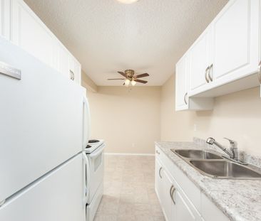 Fernwood Apartments - Photo 1