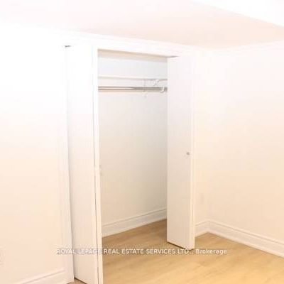 Recent renovations very spacious affordable! - Photo 4