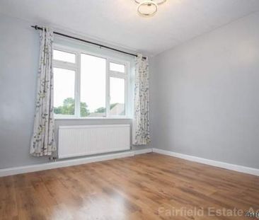 3 bedroom property to rent in Watford - Photo 4