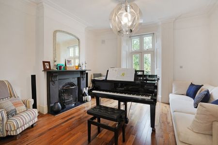 5 bedroom terraced house to rent - Photo 3