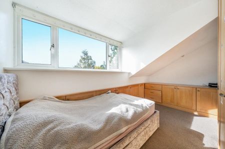 3 bedroom detached house to rent - Photo 3