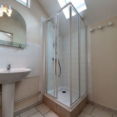 Location Appartement 2 pièces 62m² - Photo 4