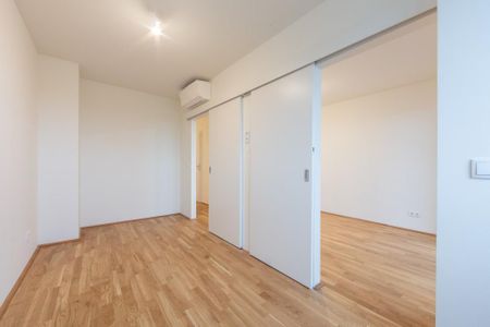 Fernblick – Smarte Singlewohnung mit Klimaanlage im 7ten Liftstock – ab 1.05.2025 - Photo 4