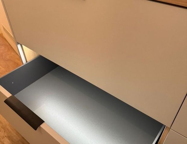 Frisch Renovierte 2 Zimmer Wohnung mit Balkon und Gartennutzung - Foto 1