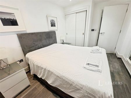 2 bedroom property to rent Denmark Villas, Hove, East Sussex, BN3 - Photo 5