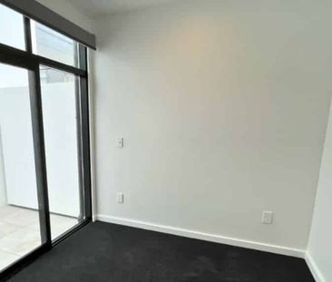 Brand New! - Photo 5