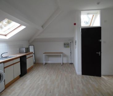 1 bedroom penthouse to rent - Photo 5