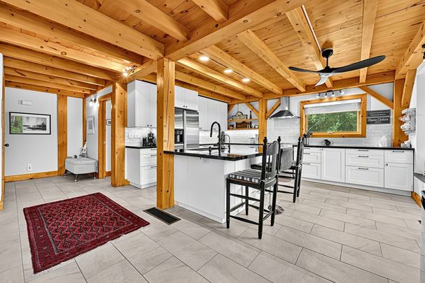 For Lease - 66 Islandview Crescent, Wasaga Beach, Ontario - Photo 1