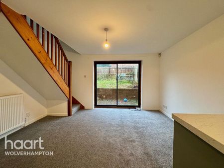 2 bedroom semi-detached house to rent - Photo 2